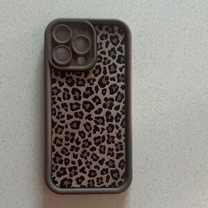 Leopard Print Phone Case - Black and Brown